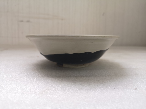 古玩陶瓷磁州窯白底黑釉碗拍賣,當前價格680元