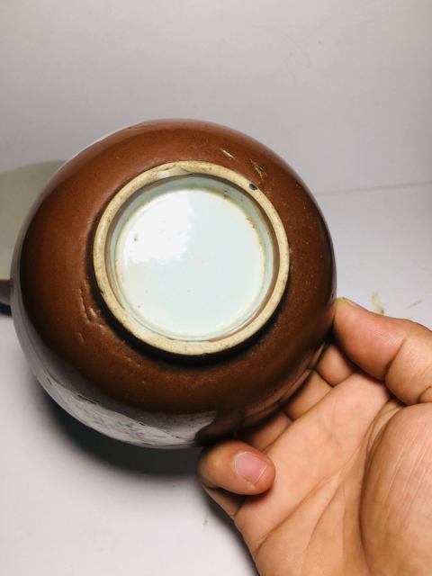 古玩陶瓷紫金釉釉開光花卉紋碗拍賣，當前價格999元
