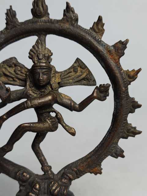 古玩陶瓷晚清民國(guó)黃銅藝術(shù)造像拍賣,當(dāng)前價(jià)格1000元