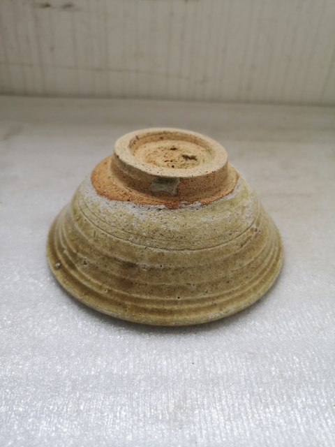 古玩陶瓷福建窯口青瓷唇口碗拍賣，當前價格580元
