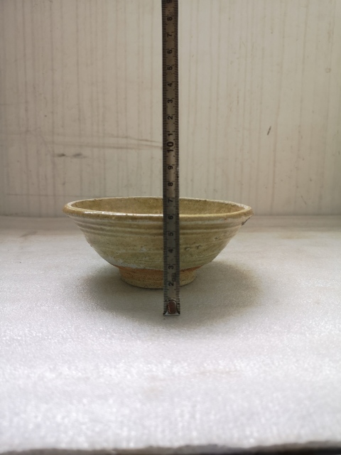 古玩陶瓷福建窯口青瓷唇口碗拍賣，當前價格580元