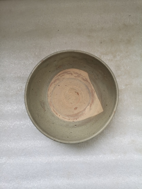 古玩陶瓷龍泉系青瓷唇口碗拍賣,當前價格550元