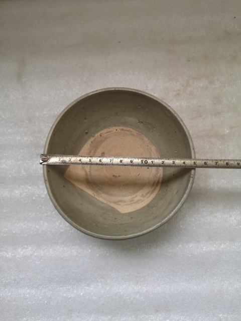古玩陶瓷龍泉系青瓷唇口碗拍賣,當前價格550元