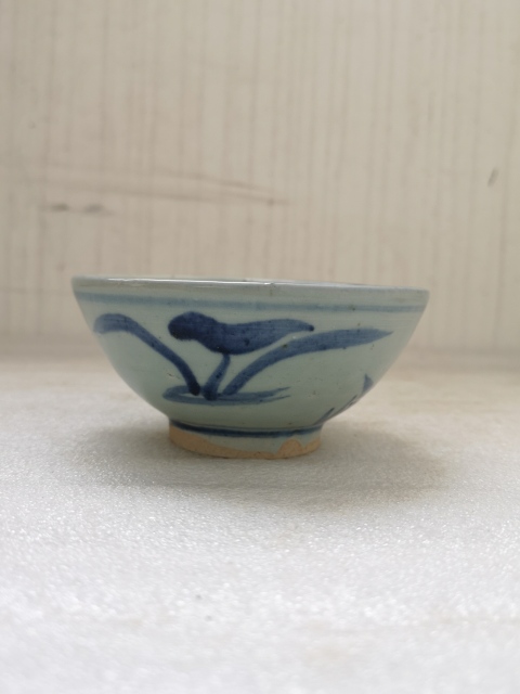 古玩陶瓷青花蘭草紋碗拍賣,當(dāng)前價格850元