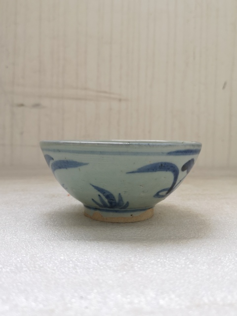 古玩陶瓷青花蘭草紋碗拍賣,當(dāng)前價格850元