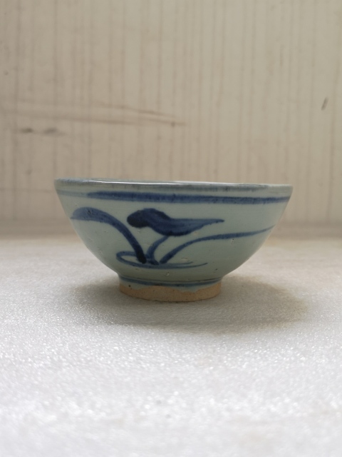 古玩陶瓷青花蘭草紋碗拍賣,當(dāng)前價格850元