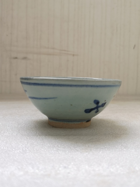 古玩陶瓷青花蘭草紋碗拍賣,當(dāng)前價格850元