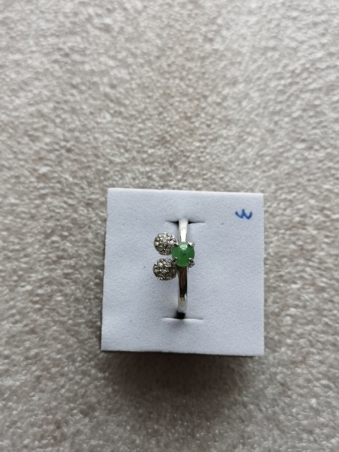 古玩玉器翡翠戒指拍賣，當前價格298元