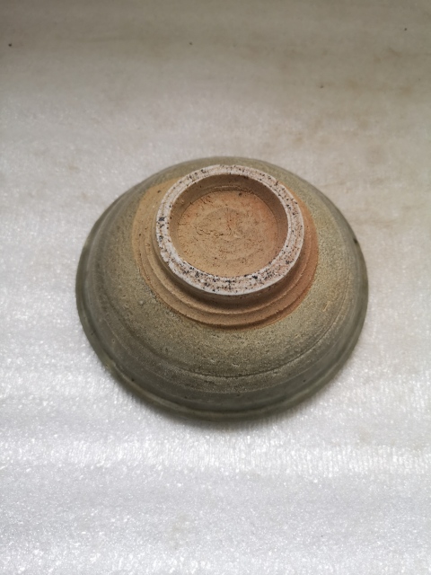 古玩陶瓷龍泉系青瓷碗拍賣,當前價格580元