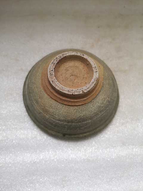 古玩陶瓷龍泉系青瓷碗拍賣,當前價格580元