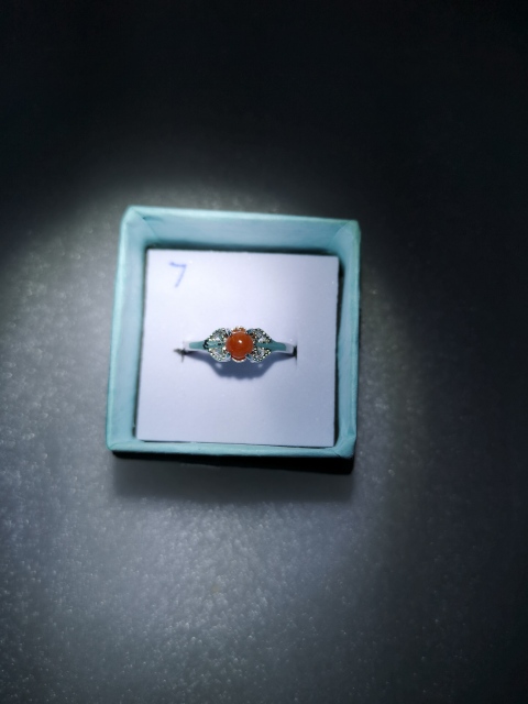 古玩玉器翡翠戒指拍賣，當前價格168元