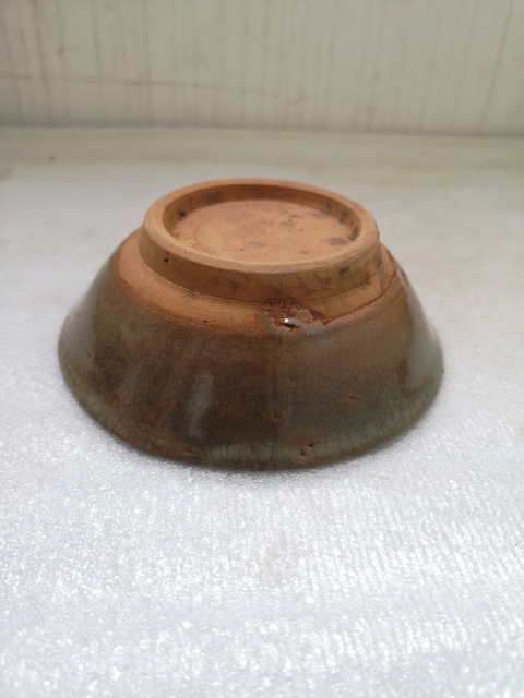 古玩陶瓷龍泉系青瓷碗拍賣,當前價格350元
