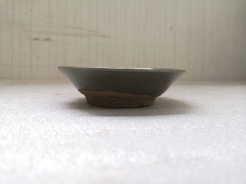 古玩陶瓷龍泉系青瓷碗拍賣，當前價格350元