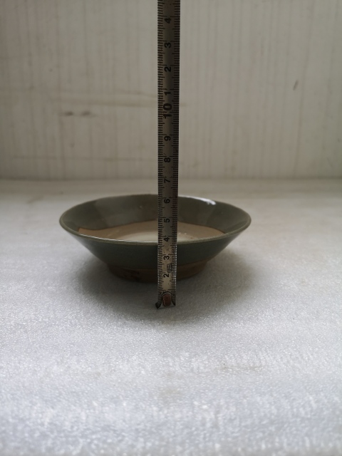 古玩陶瓷龍泉系青瓷碗拍賣，當前價格350元