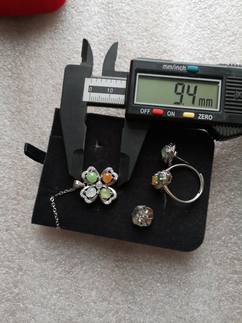 古玩玉器翡翠首飾拍賣,當前價格550元