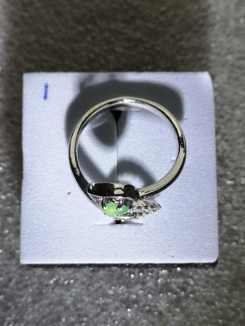 古玩玉器翡翠戒指拍賣，當(dāng)前價格160元