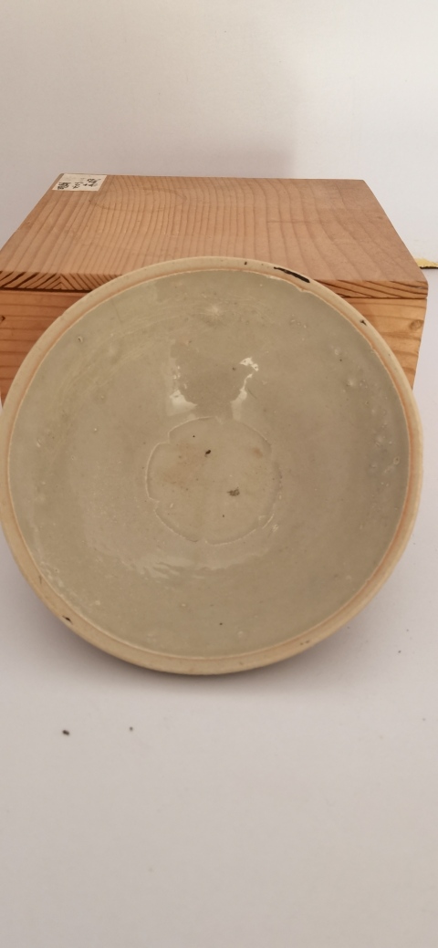 古玩陶瓷影青芒口印花碗拍賣,當前價格900元