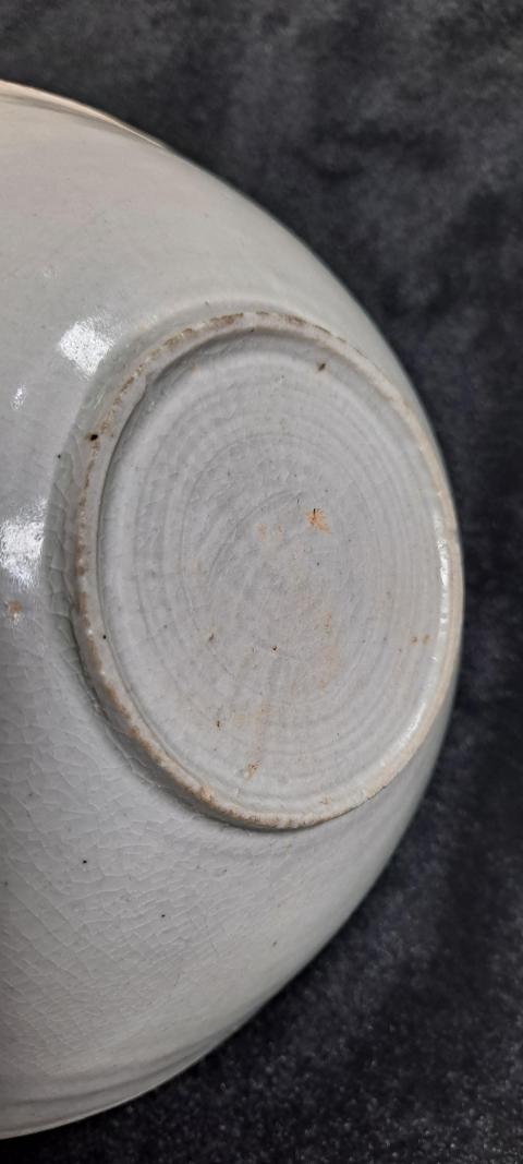 古玩陶瓷宋景德鎮(zhèn)雙鳳紋影青印花碗拍賣，當(dāng)前價(jià)格9000元