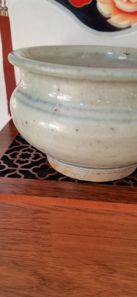 古玩陶瓷圈足缽式香爐拍賣,當前價格1200元