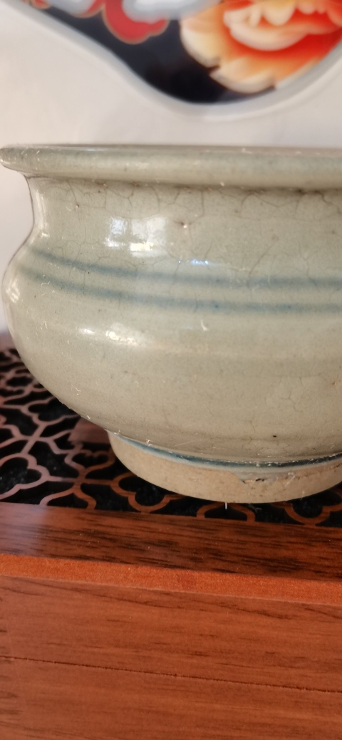 古玩陶瓷圈足缽式香爐拍賣,當前價格1200元