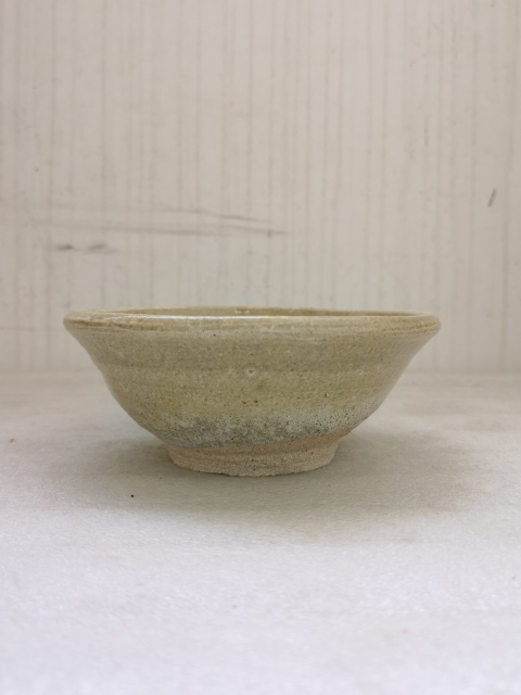 古玩陶瓷福建窯口青瓷唇口碗拍賣,當前價格550元