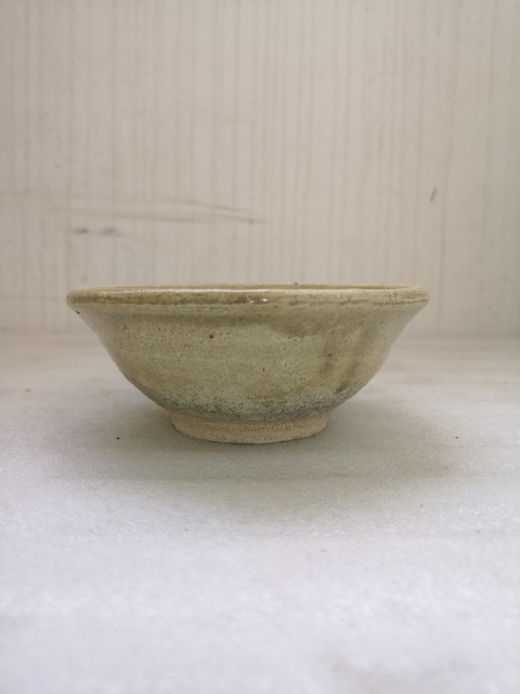 古玩陶瓷福建窯口青瓷唇口碗拍賣,當前價格550元