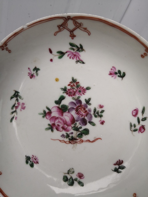 古玩陶瓷花卉紋彩繪盤拍賣,當(dāng)前價(jià)格999元