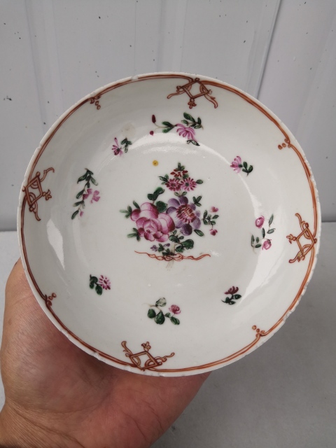 古玩陶瓷花卉紋彩繪盤拍賣,當(dāng)前價(jià)格999元