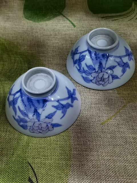 古玩陶瓷【精華釉里紅】清晚期青花釉里紅碗一對(duì)拍賣，當(dāng)前價(jià)格396元