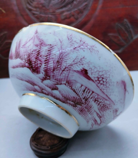 古玩陶瓷胭脂紅山水紋碗拍賣,當前價格1元