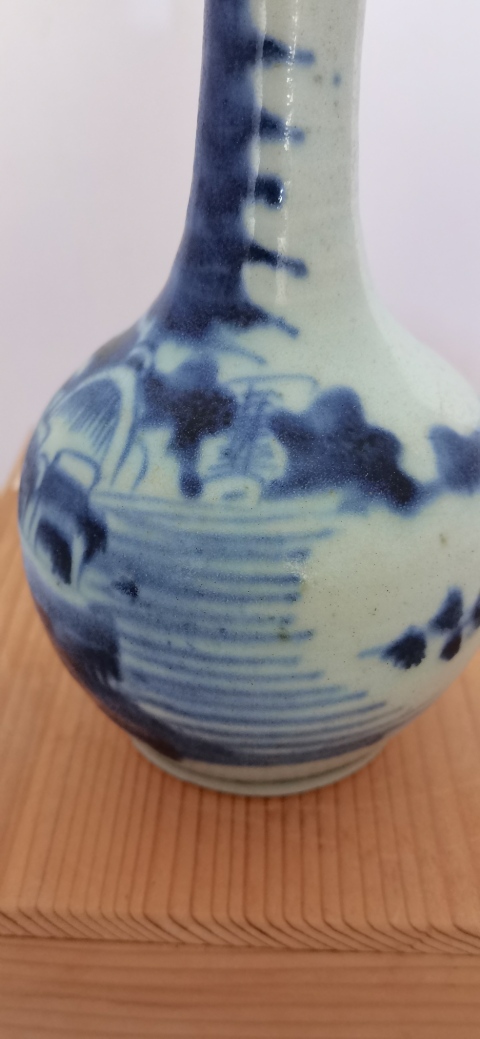 古玩陶瓷山水紋青花長頸瓶拍賣,當前價格2300元