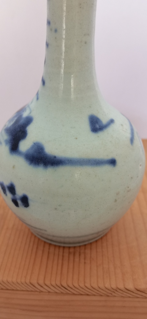 古玩陶瓷山水紋青花長頸瓶拍賣,當前價格2300元