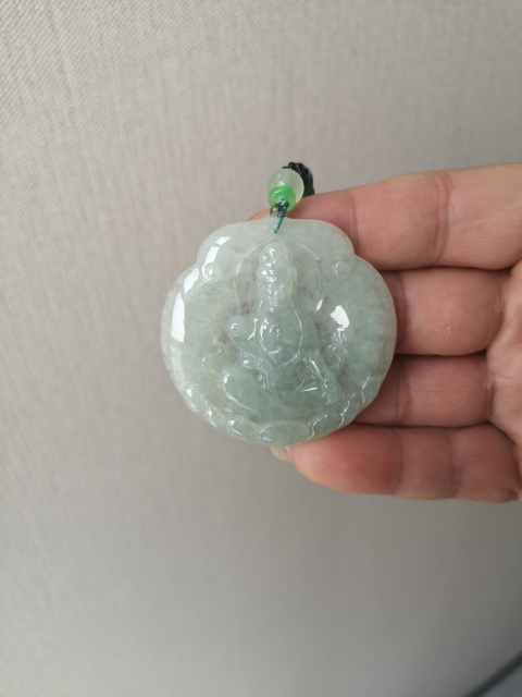 古玩玉器觀音牌子拍賣，當前價格550元