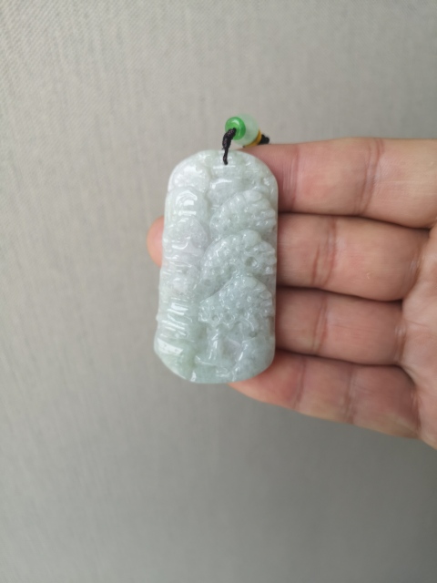 古玩玉器翡翠山水牌子拍賣，當(dāng)前價格450元