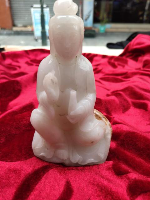 古玩玉器觀音拍賣(mài),當(dāng)前價(jià)格25000元