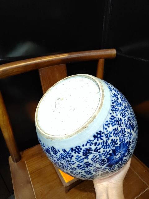 古玩陶瓷清雍正纏枝蓮花卉紋青花罐拍賣，當前價格4288元