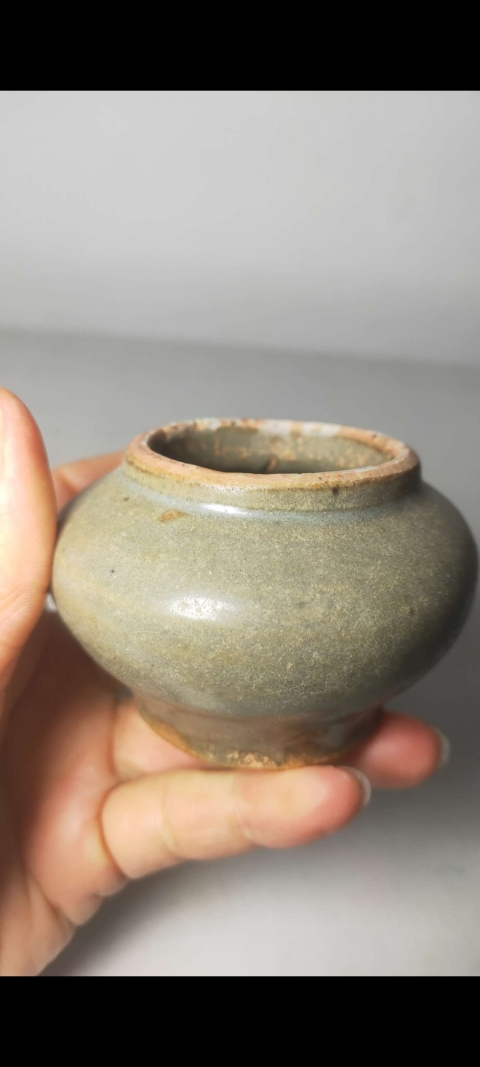 古玩陶瓷【元代】龍泉青釉罐拍賣，當前價格1999元