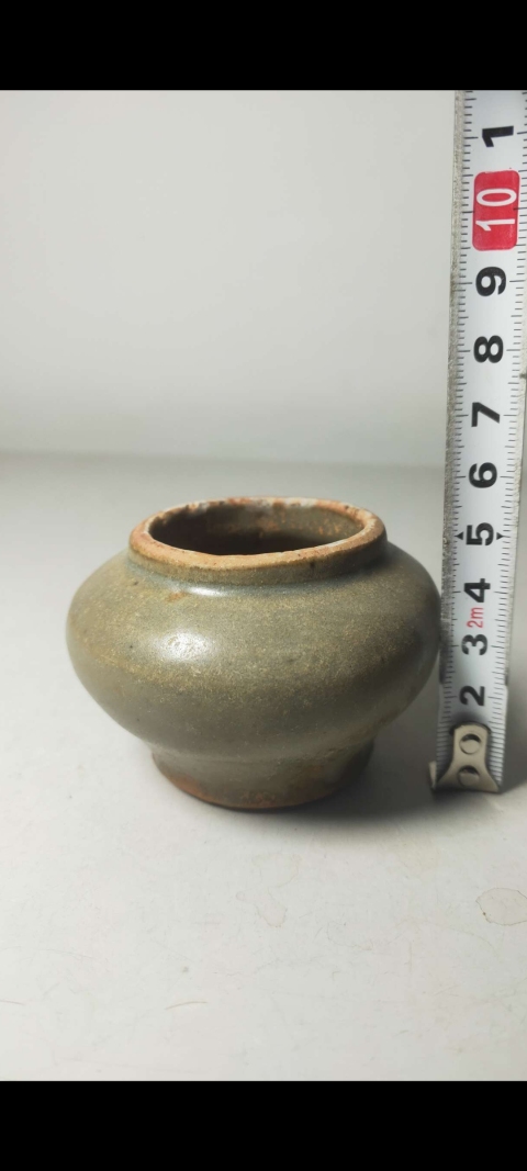 古玩陶瓷【元代】龍泉青釉罐拍賣，當前價格1999元