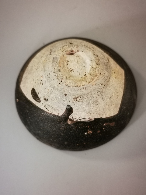 古玩陶瓷宋代吉州窯黑釉兜口蓋(960年-1279年)拍賣，當(dāng)前價(jià)格999元