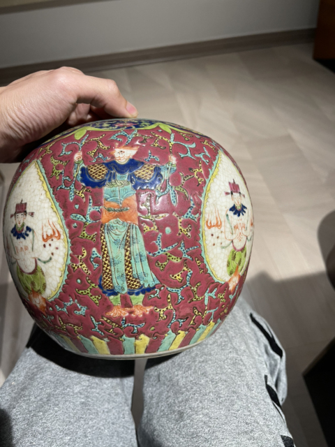 古玩陶瓷哥釉粉彩人物紋西瓜罐拍賣，當(dāng)前價(jià)格4500元