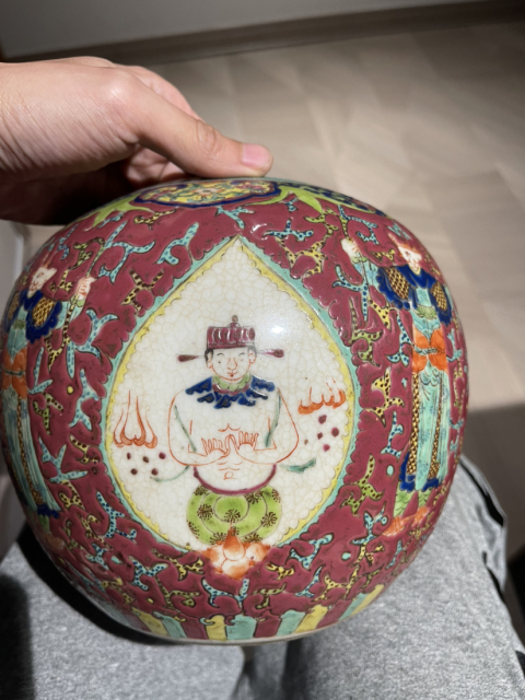 古玩陶瓷哥釉粉彩人物紋西瓜罐拍賣，當(dāng)前價(jià)格4500元