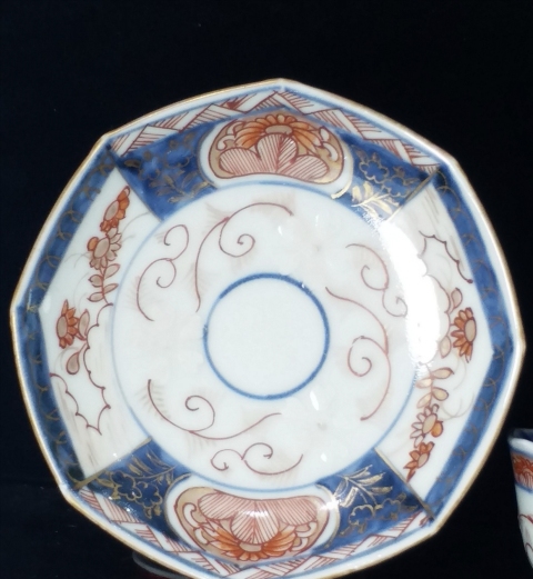 古玩陶瓷青花礬紅描金杯盤(pán)拍賣(mài),當(dāng)前價(jià)格1369元