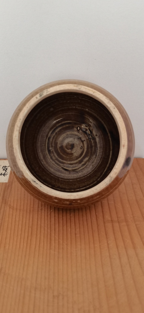 古玩陶瓷褐釉蓋罐拍賣,當前價格1500元