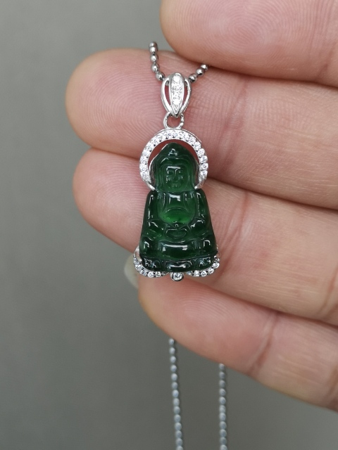古玩玉器翡翠觀音拍賣，當前價格580元