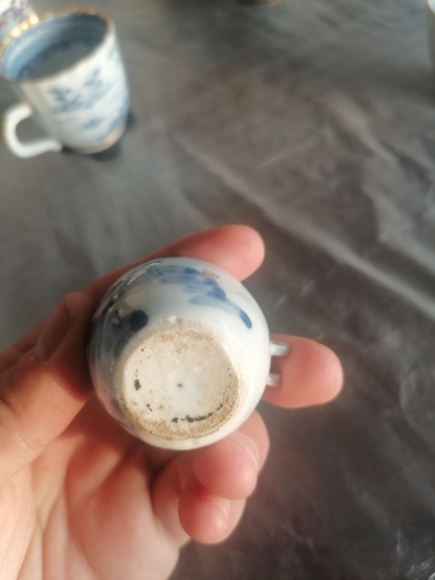 古玩陶瓷晚清時期山水紋青花鳥食罐拍賣,當(dāng)前價格500元
