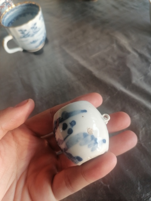 古玩陶瓷晚清時期山水紋青花鳥食罐拍賣,當(dāng)前價格500元