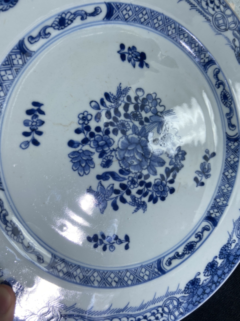 古玩陶瓷清早期雍正花卉紋青花大盤拍賣，當前價格1999元
