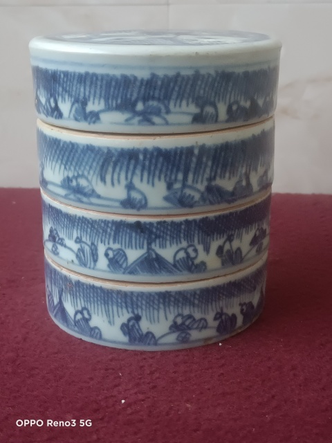 古玩陶瓷青花百子疊盒拍賣,當(dāng)前價(jià)格6800元