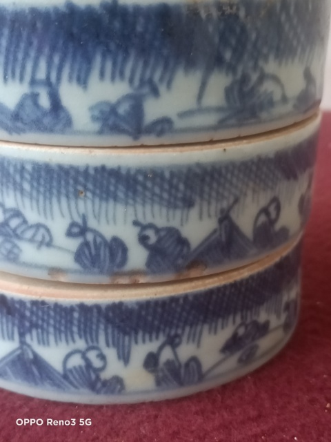 古玩陶瓷青花百子疊盒拍賣,當(dāng)前價(jià)格6800元