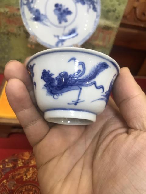古玩陶瓷(已保真)清-康熙“四鳳紋”青花杯碟套拍賣,當前價格6000元